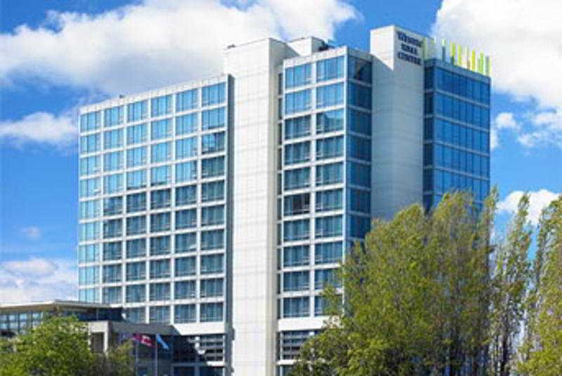 The Westin Wall Centre, Vancouver Airport Ричмънд Екстериор снимка